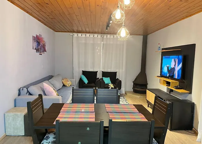Casa F Nogueira